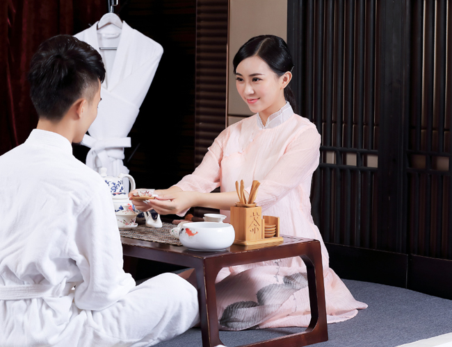 青岛李沧休闲会所艺师风采（三）给您不一样的高级服务享受